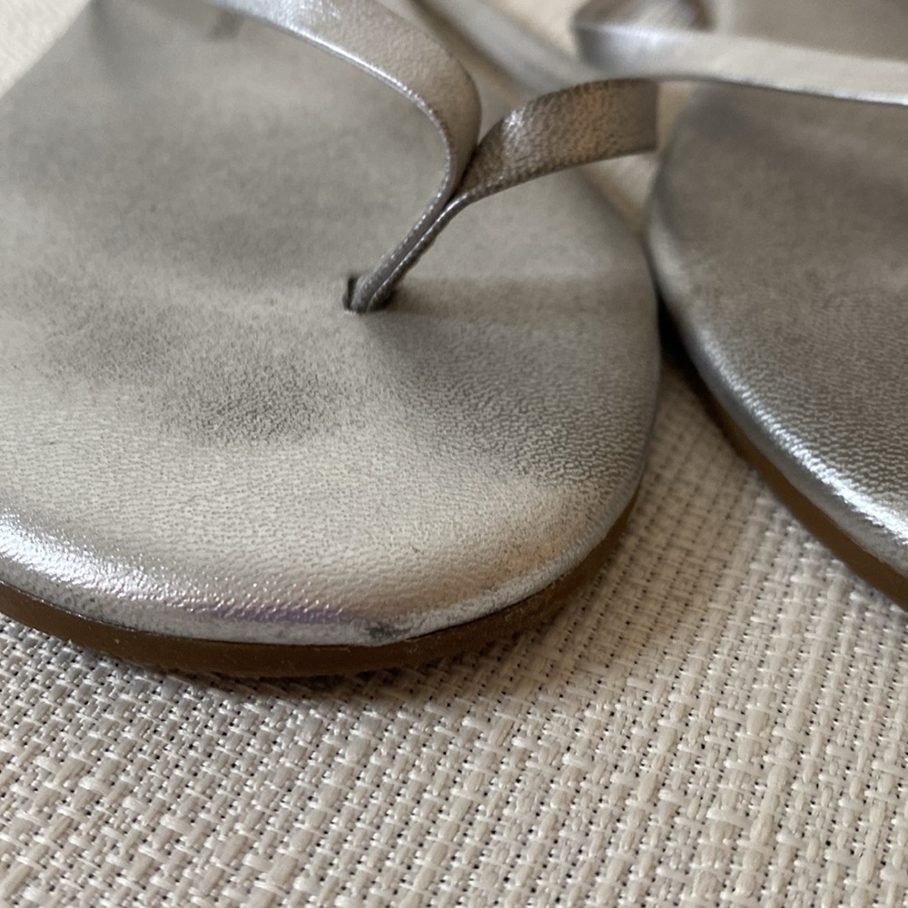 🐬Tkees Sandals🐬 - Picture 5 of 5